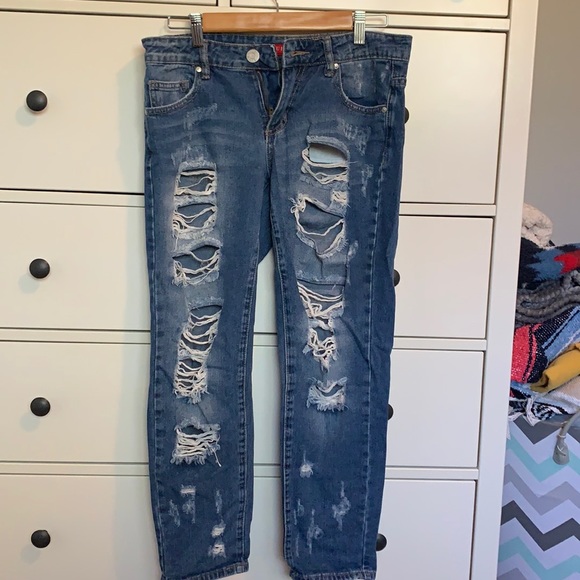 ripped Guess jeans! - Picture 1 of 1